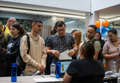 Exitosa Maratón de Empleo conecta a pereiranos con oportunidades laborales en alianza con Talento Tech