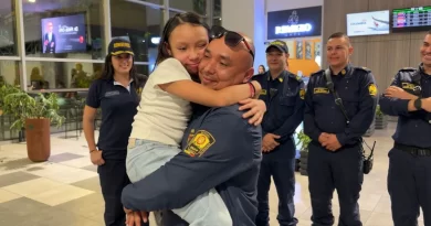 Regresó de Venezuela donde prestó sus servicios el bombero Barbosa