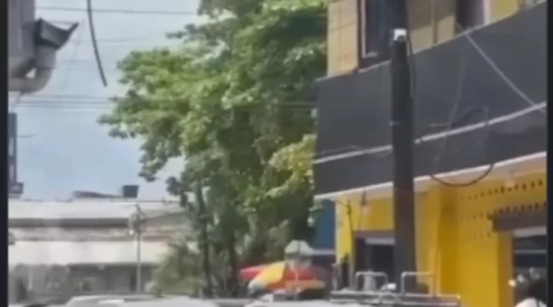 Ataque a estación de policía de Santa Cecilia con dron