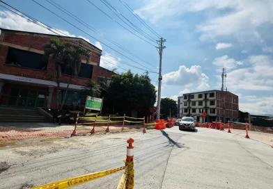 Cierre vial en sector de Corales por avance de obras de infraestructura