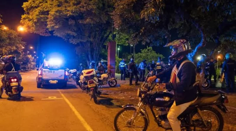 Inmovilizados 54 vehículos y 103 comparendos en el sector de Molivento