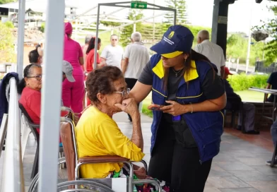 Mantienen atención integral de adultos mayores