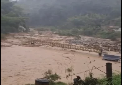 Se debordó el río Campoalegre en el municipio de Santa Rosa de Cabal