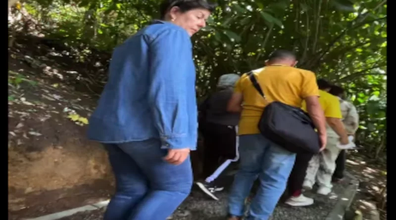 Carder reabre caminatas en sendero del Parque del Café
