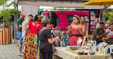 Emprendimientos este domingo 18 de octubre en una feria comercial en el parque Valher
