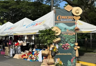 Gobernación de Risaralda impulsa la reactivación económica con ventas superiores a cuatro millones de pesos en ferias locales