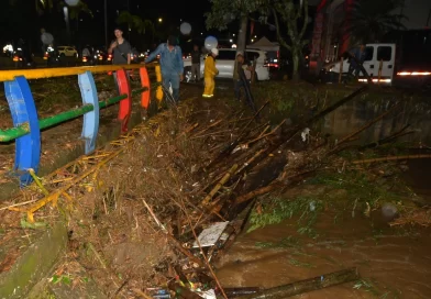 Dosquebradas atiende emergencias en 33 sectores tras sufrir un fuerte vendaval e inundaciones